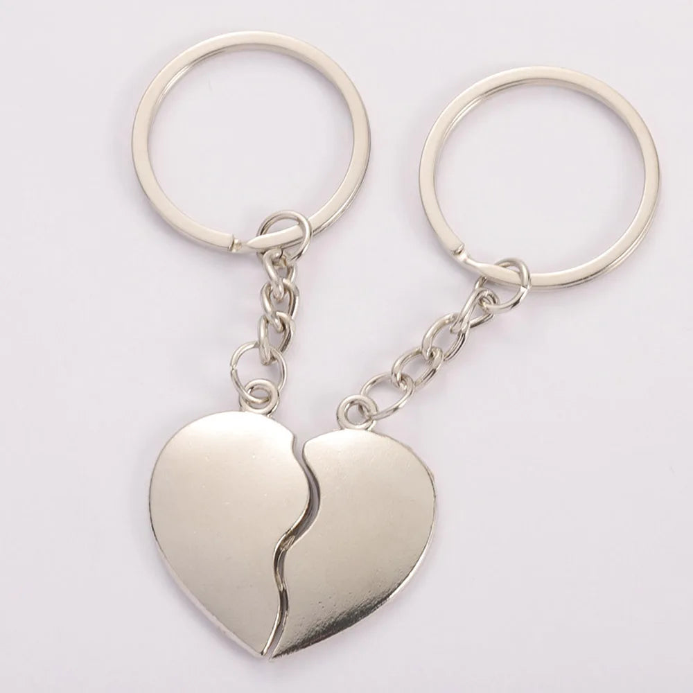 Símbolo do Amor Eterno - Chaveiro Casal Coração
